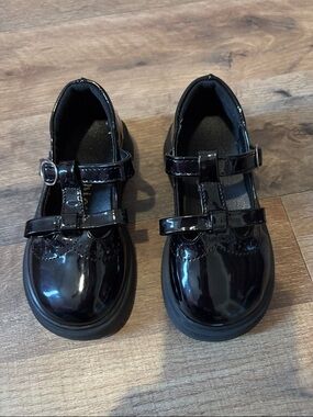 SHEIN Black Patent Mary Jane Bow Dress Shoes for Kids